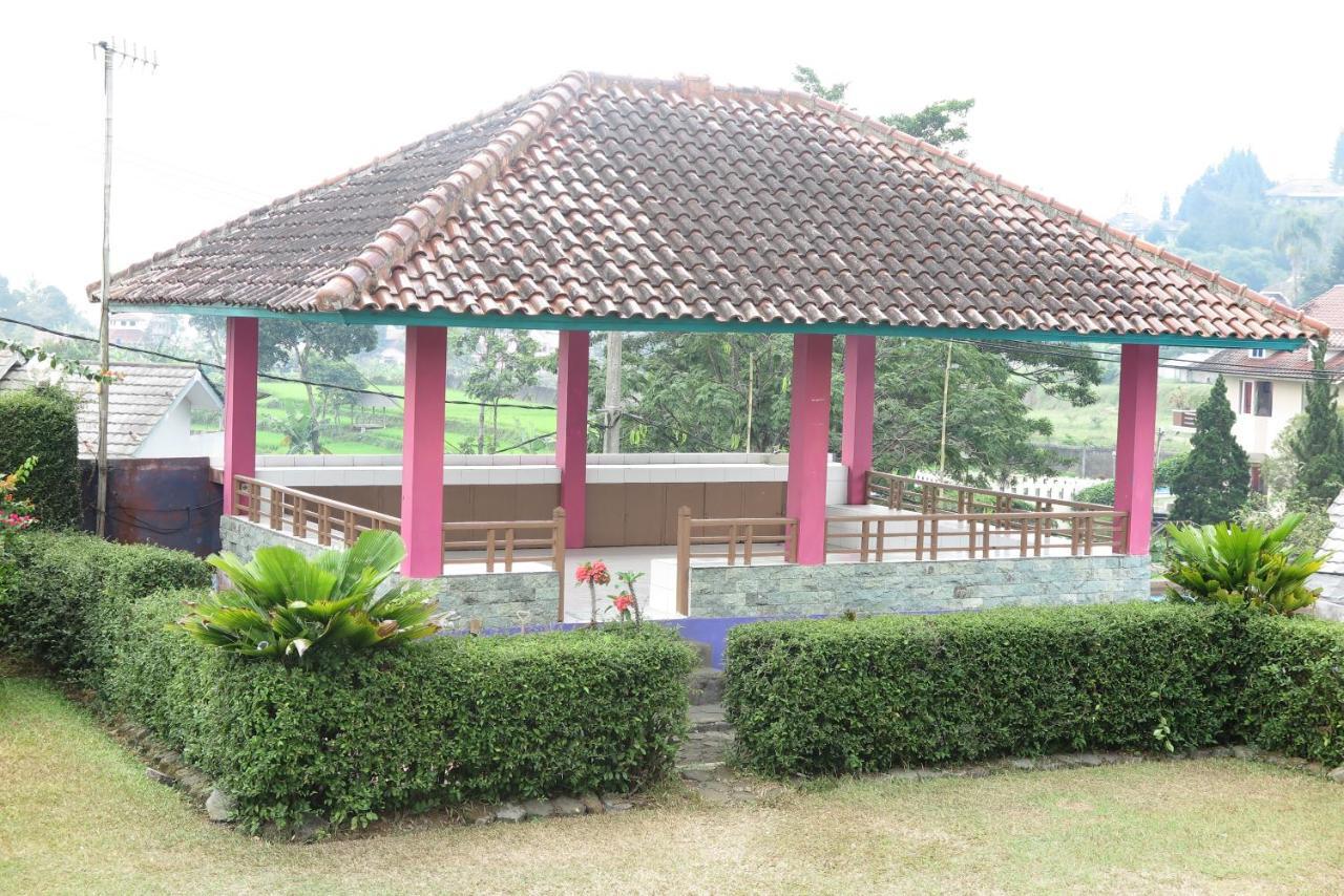 Villa Tiandiva Cisarua Exterior foto